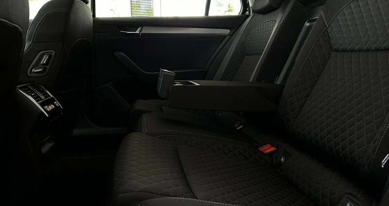 Skoda Superb cena 99900 przebieg: 135160, rok produkcji 2019 z Mogilno małe 781
